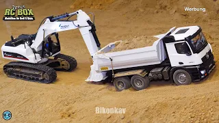 STUCKING AROCS RC TRUCK &  HELPING RC AMEWI G704E V4 FULL METAL EXCAVATOR | MACHINES IN ACTION!