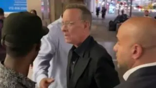 tom hanks yells at fans from his wife Rita Wilson in public altercation.