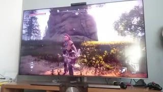 Horizon Zero Dawn na Samsung 65Nu8052