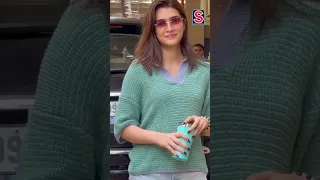Kriti Sanon Looks Chic In Comfy And Cool Casuals As She Gets Snapped In The City!