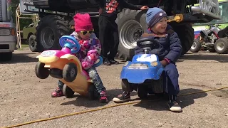 Дети шоу каскадёров Геннадия Кочерга Children stunt show Gennady Kocherga