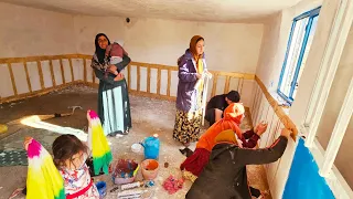 Perseverance and effort of young nomadic women in building a village house🏡👩‍🚒🧑🏼‍🚒👩🏼‍🚒#womenvlogger