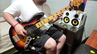 Show Me How to Live - Audioslave (Bass Cover)