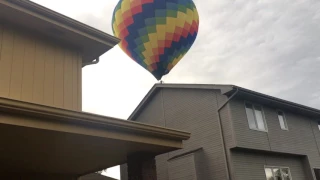 Hot air balloon right over our house 2017