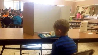 Mom Visits Her Son In School Lunchroom. Then She Saw What Teachers Had Done And Was Outraged