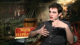 Water for Elephants - Exclusive: Robert Pattinson Interview