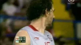 Lithuania vs Spain basketball funny accident