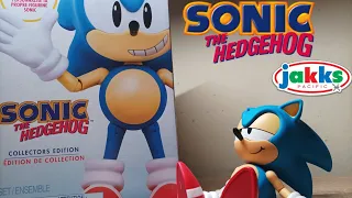 Classic Sonic Jakks Pacific Collector's Edition Figure Unboxing + Review (stop motion)