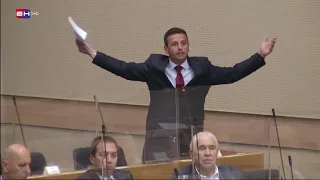 VUKANOVIĆ NSRS: Gdje je pobjegao Dodik? Gdje je vojska? SPRDATE SE SA SRPSKOM!