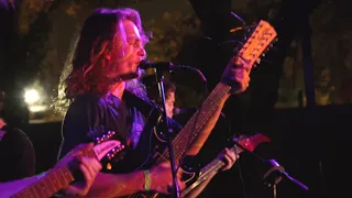 King Gizzard & The Lizard Wizard - Robot Stop + Hot Water (Live at LEVITATION)