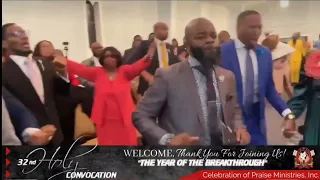 🔥When The Holy ghost Wipes Out The Choir and Musicians Praise Break!🔥