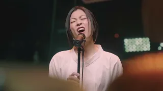 Hikaru Utada (宇多田 ヒカル) - One Last Kiss (Live version from Air Studios)