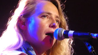 Lissie - Blood and Muscle - live w/ solo piano