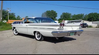 1960 Pontiac Bonneville 2 Door Bubbletop in White & Ride on My Car Story with Lou Costabile