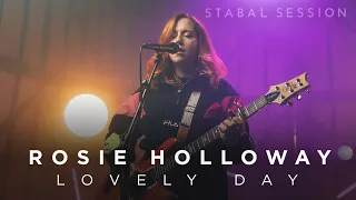 Rosie Holloway performs her cover of Bill Withers' 'Lovely Day' live (Stabal Session)