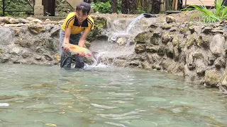 Wash The pond, change The Water, Drop The Fish Into The Pond_Farm Construction / Lý Thị Ninh.