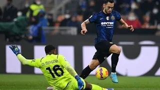 Maignan Incredible Performance vs Calhanoglu