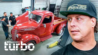 El equipo moderniza una camioneta International Harvester de 1937 | Texas Metal | Discovery Turbo