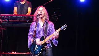 “Crystal Ball” Dennis DeYoung Music of STYX Show NJ 2017