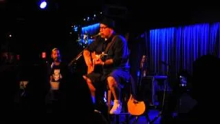 Everlast - Jump Around? (Acoustic) (Live @ Belly Up)