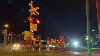 Beenleigh Road level crossing, Kuraby, Queensland, Australia