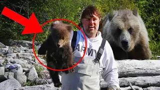 A fisherman saved a bear cub by the river. He could not even imagine how the bear would thank him!