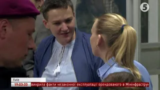Хто захищатиме Савченко у суді