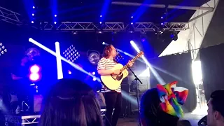 Lewis Capaldi - Tough // Live at Barn On The Farm 2018