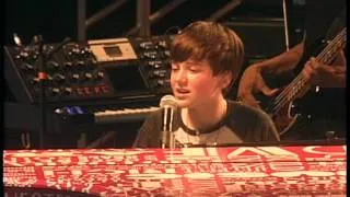 GREYSON  CHANCE  Waiting Outside The Lines 2011 LiVe