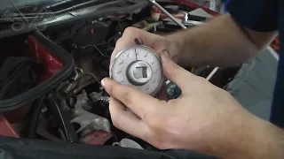 Como usar um medidor de ângulo para torque?