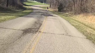 FULL SPEED LONGBOARD HILL BOMB.