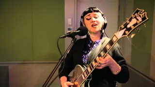 Hiatus Kaiyote - Breathing Underwater Live at Radio New Zealand