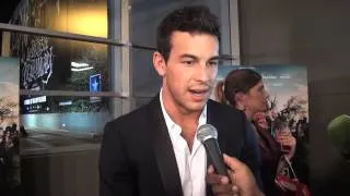 ESPECTACULAR con Hugo Silva, Mario Casas, Alex de la Iglesia... en el preestreno de 'Las Brujas...'