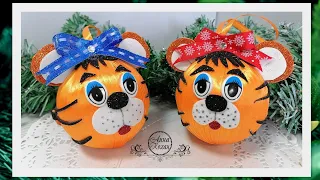 DIY🐯ЕЛОЧНАЯ ИГРУШКА- ТИГР🐯СИМВОЛ 2022 ГОДА СВОИМИ РУКАМИ из пенопластового шара🐯