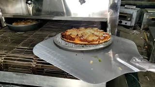 impinger pizza conveyor oven demo, Gas pizza conveyor