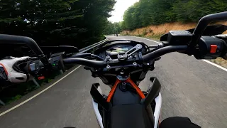 Chasing two Yamaha MT-09 | KTM 690 SMC-R | OnBoard | RAW