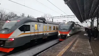 Электропоезда ЭП2Д-0154, ЭП2Д-0030.