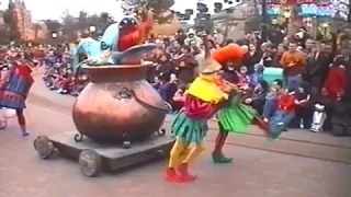 Disneyland Paris: Hunchback of Notre Dame Parade (1997)