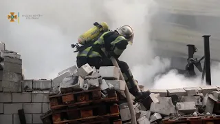 Пожежа у складській будівлі, у Голосіївському районі столиці