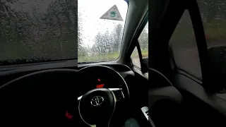 Toyota Vitz X Rain 💧