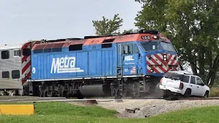 Metra train hits car in Manhattan, IL! 9/30/18