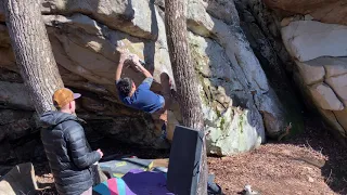 Chattanooga Bouldering - Robert's Mill - Thug Life V9