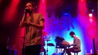 Kaiser Chiefs - Saying Goodbye (live in Holland 2013)