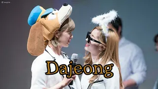 TWICE [Dajeong x Jeongda]  Dahyun x Jeongyeon moments