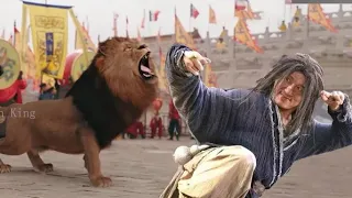 【Full Movie】Despised beggar is a kung fu master, effortlessly defeating the lion king in one move.
