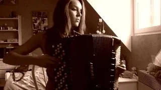 J'envoie valser. Zazie cover. Accordéon