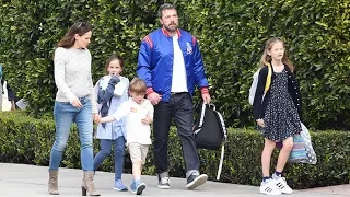 Ben Affleck And Jennifer Garner Together With The Kids In Brentwood