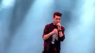 Bastille - No Scrubs (TLC cover) 12 August 2016 Sziget Festival Live HD