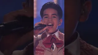 Eduardo Antonio Treviño AMAZING semi-finals performance #agt