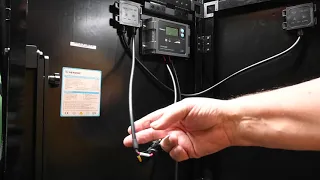 How to connect a Jackery 500 to a Renogy Portable Solar Panel.